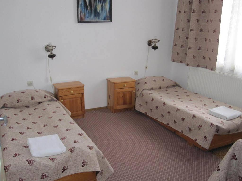 Guest Rooms Metaksinovi TsTschepelare Exterior foto